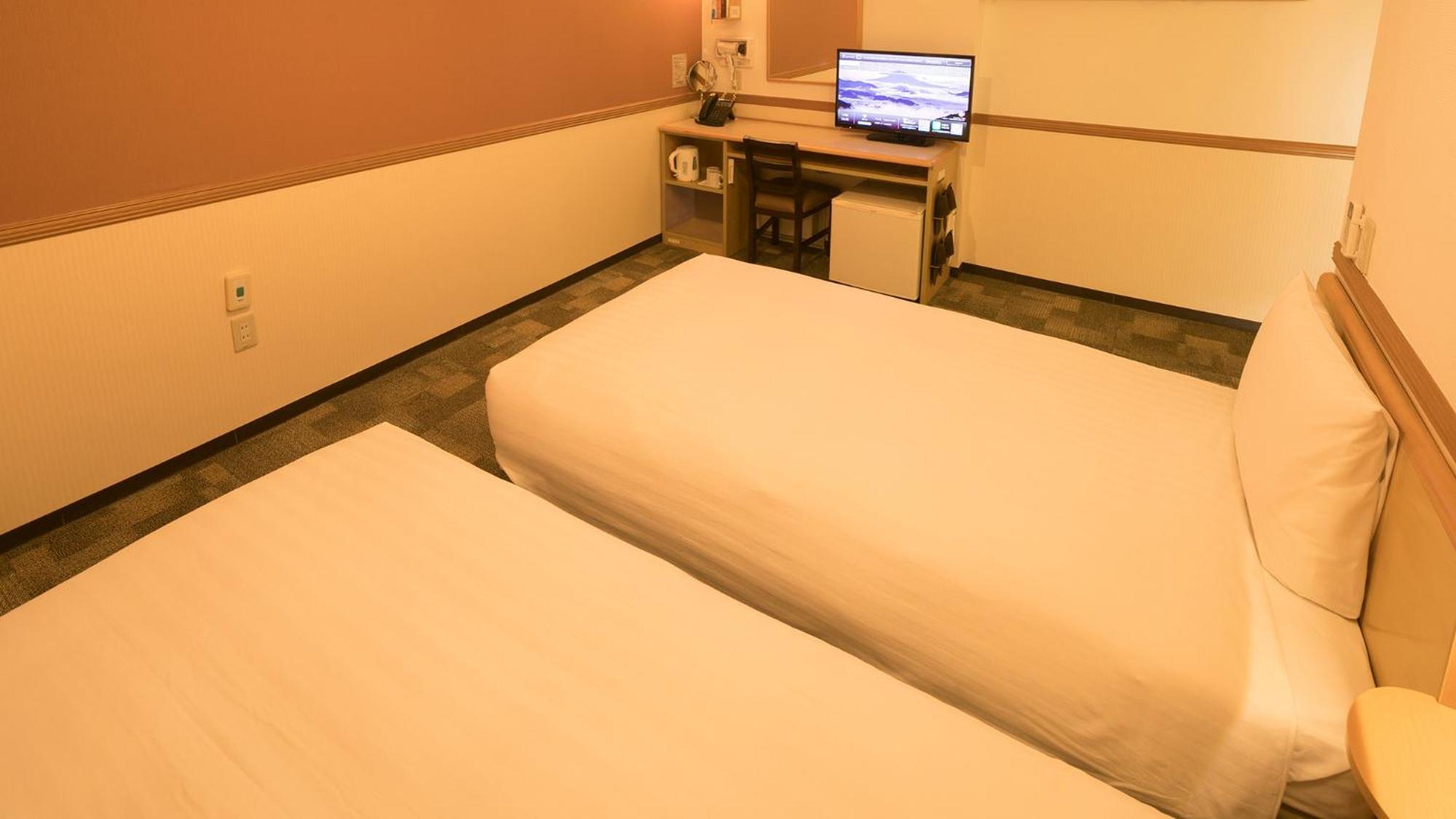 Toyoko Inn Takamatsu Hyogomachi Room photo