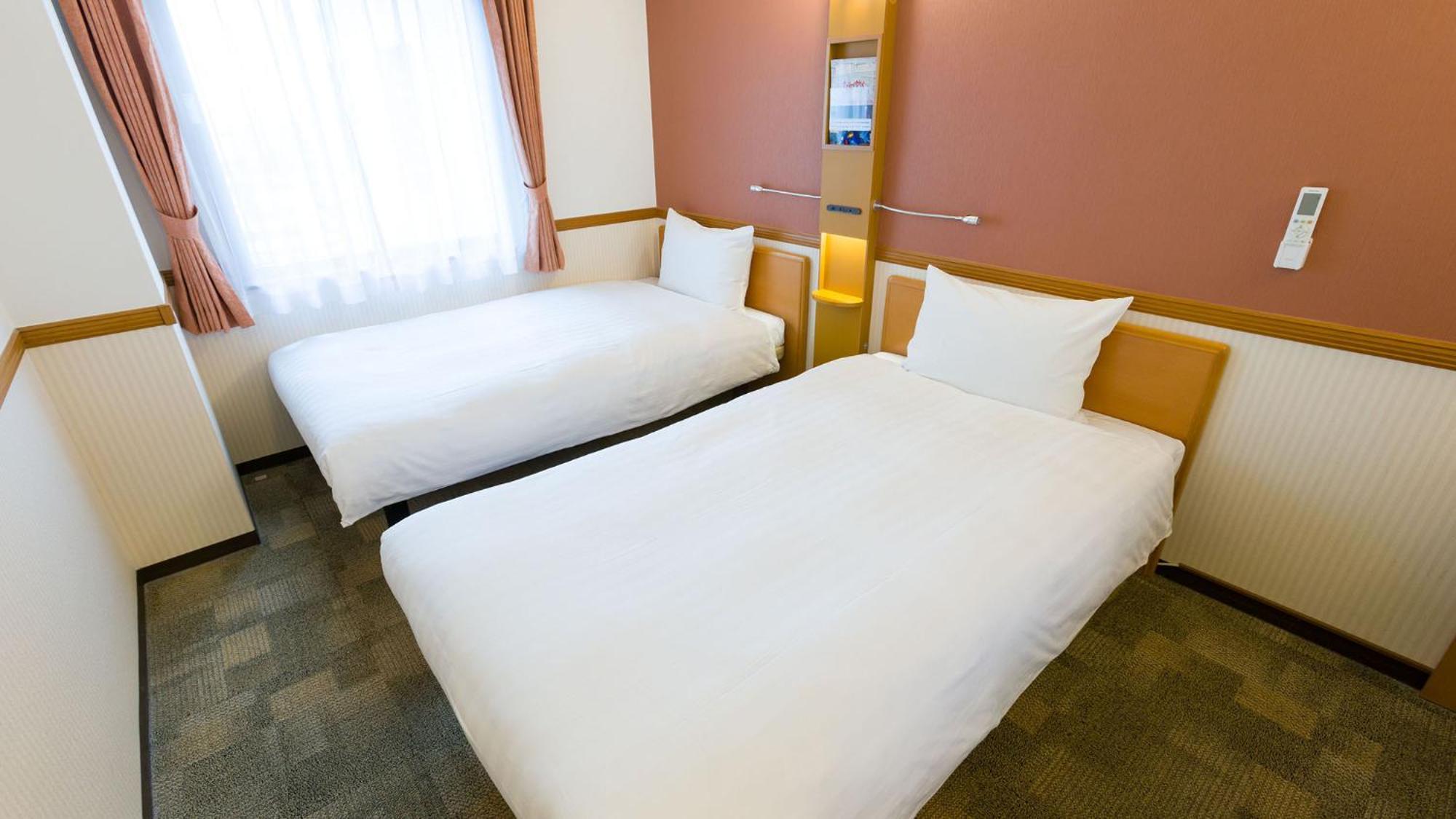 Toyoko Inn Takamatsu Hyogomachi Room photo